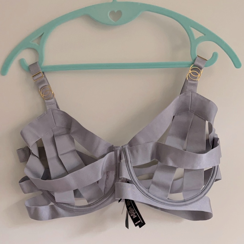 Sexy brand new Victoria’s Secret bra